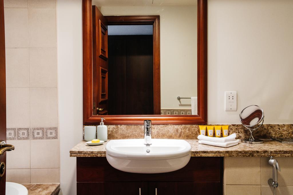 Fantastay - Palm Jumeirah Dubai Buitenkant foto